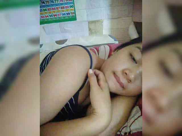 hornylittleprincess69 webcam