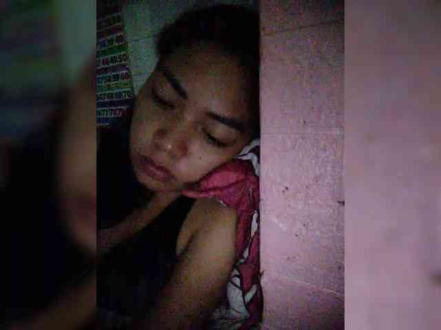 hornylittleprincess69