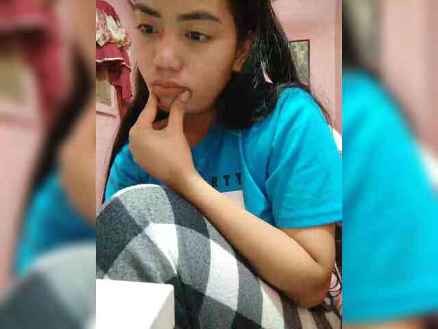 hornylittleprincess69 webcam