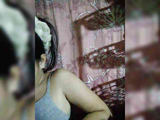 hornylittleprincess69 webcam