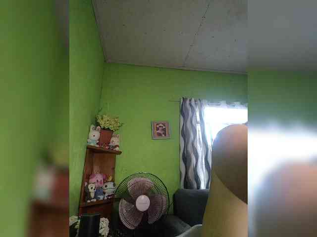 hornylittleprincess69 webcam