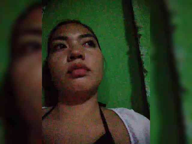 hornylittleprincess69 webcam