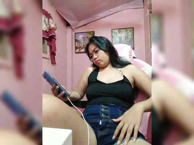 hornylittleprincess69 webcam