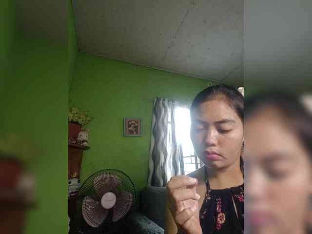 hornylittleprincess69 webcam