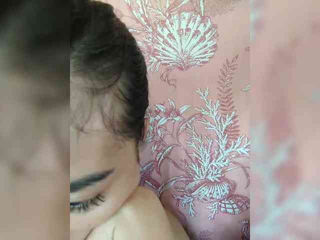 hornylittleprincess69 webcam