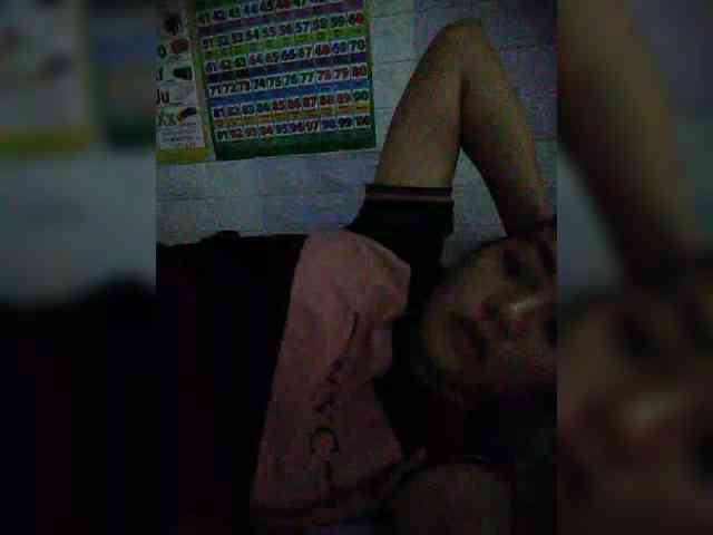 hornylittleprincess69 webcam