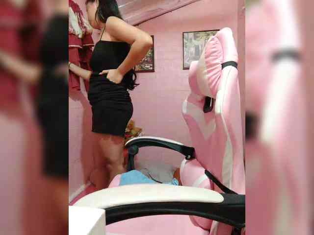 hornylittleprincess69 webcam