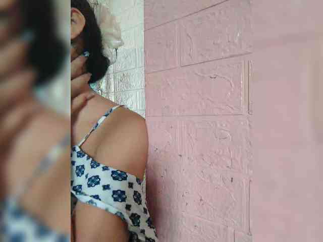 hornylittleprincess69 webcam