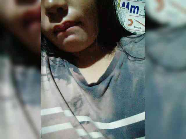 hornylittleprincess69 webcam