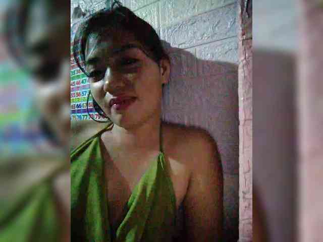 hornylittleprincess69 webcam