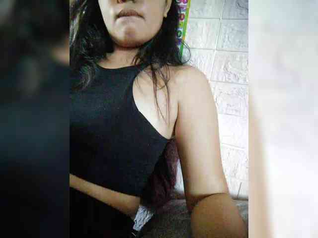 hornylittleprincess69 webcam