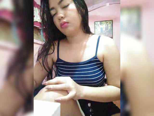 hornylittleprincess69 webcam