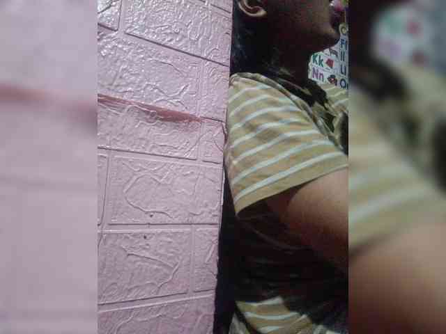 hornylittleprincess69 webcam