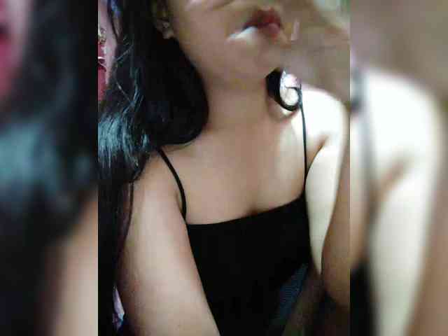 hornylittleprincess69 webcam