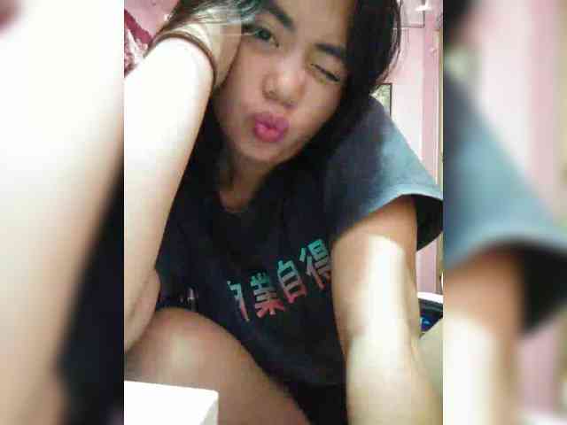 hornylittleprincess69 webcam