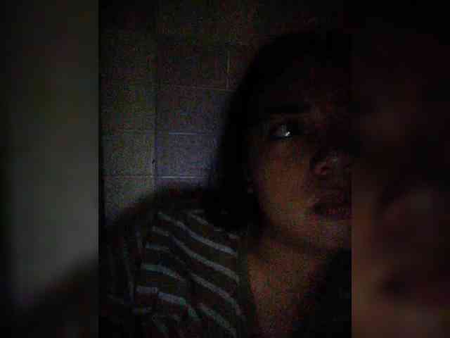 hornylittleprincess69 webcam