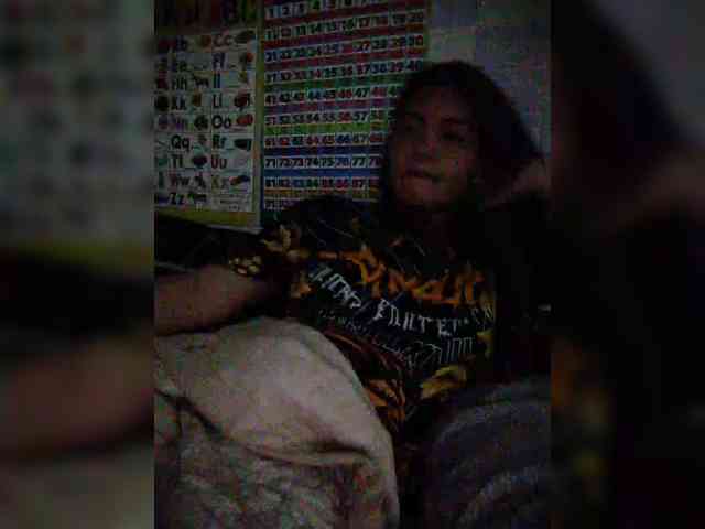 hornylittleprincess69 webcam