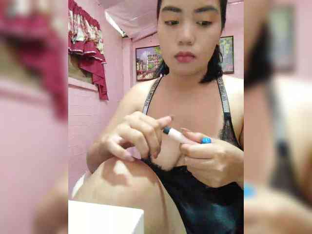 hornylittleprincess69 webcam