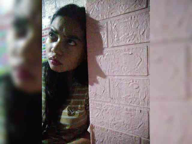 hornylittleprincess69 webcam