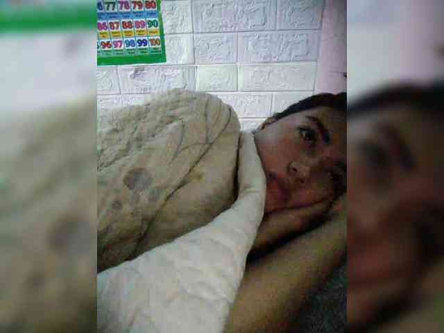 hornylittleprincess69 webcam