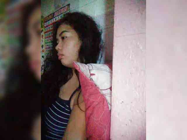 hornylittleprincess69 webcam