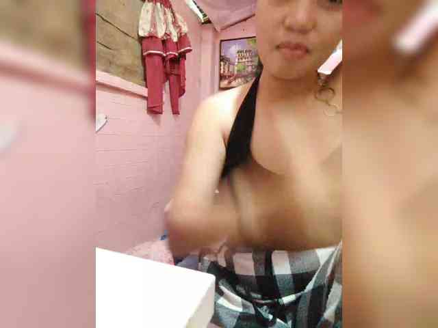 hornylittleprincess69 webcam