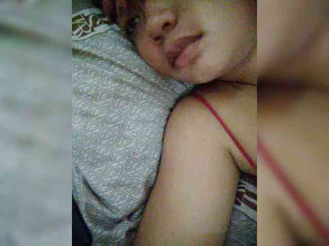 hornylittleprincess69 webcam