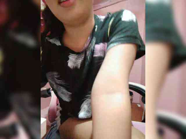 hornylittleprincess69 webcam