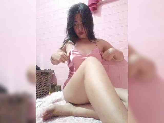 hornylittleprincess69 webcam