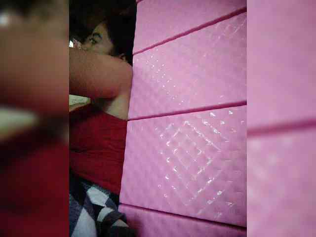 hornylittleprincess69 webcam