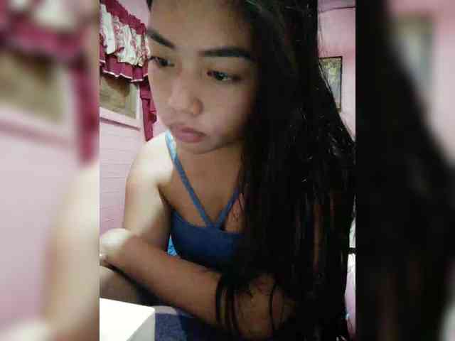 hornylittleprincess69 webcam