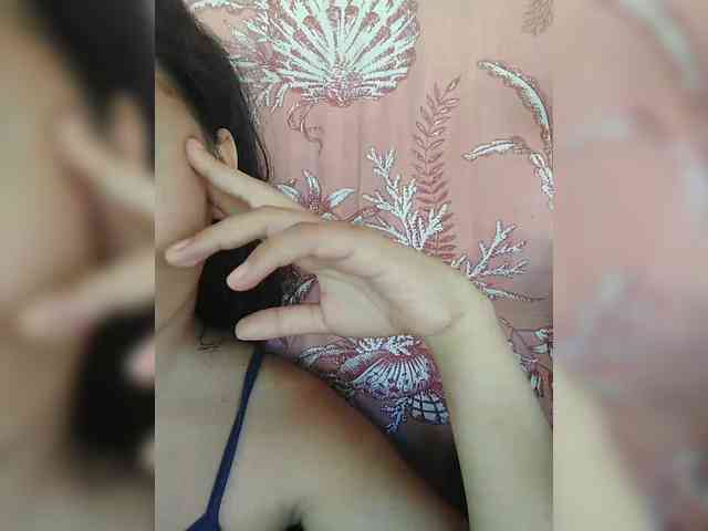 hornylittleprincess69 webcam