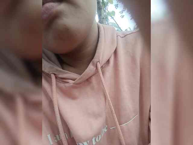 hornylittleprincess69 webcam