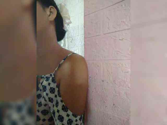 hornylittleprincess69 webcam