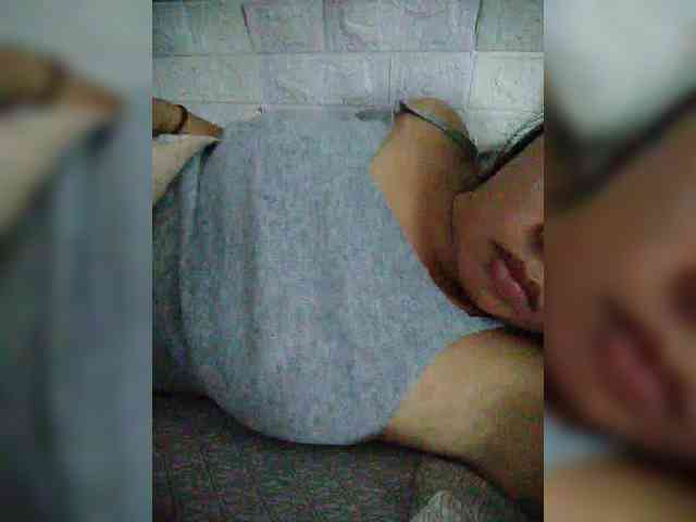 hornylittleprincess69 webcam