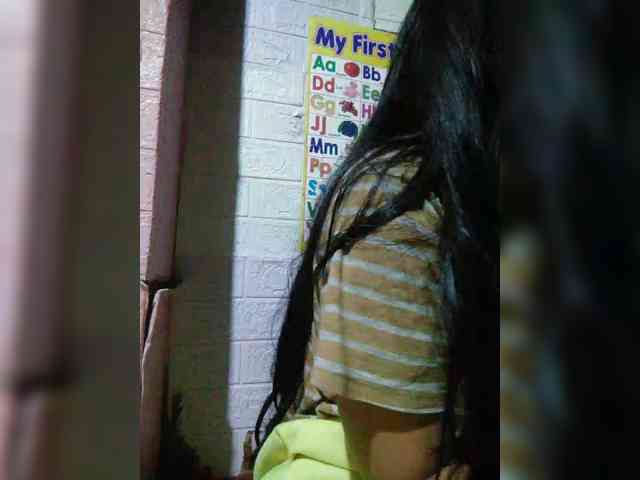 hornylittleprincess69 webcam