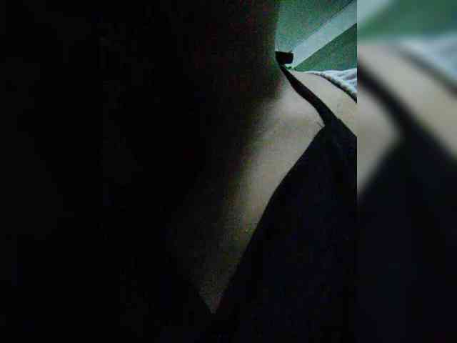 hornylittleprincess69 webcam