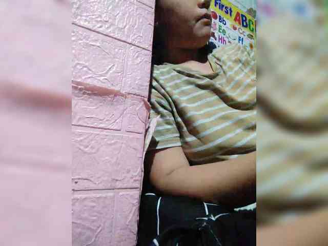 hornylittleprincess69 webcam