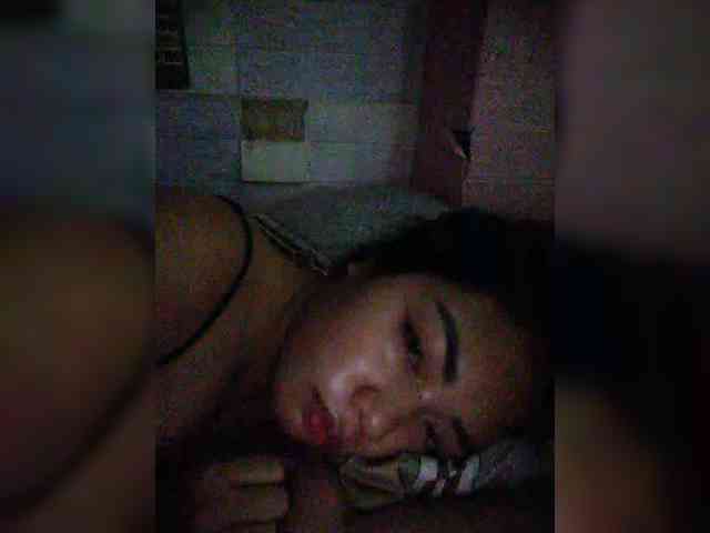 hornylittleprincess69 webcam