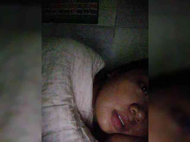 hornylittleprincess69 webcam