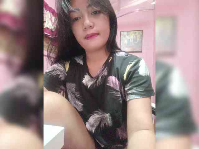 hornylittleprincess69 webcam