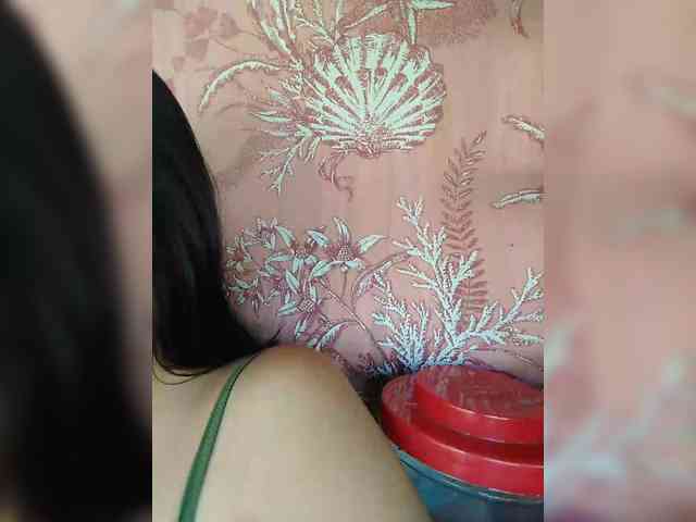 hornylittleprincess69 webcam