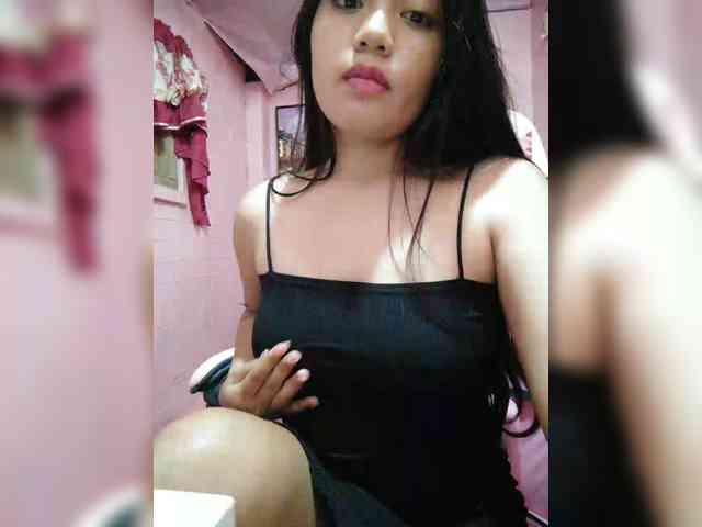 hornylittleprincess69 webcam