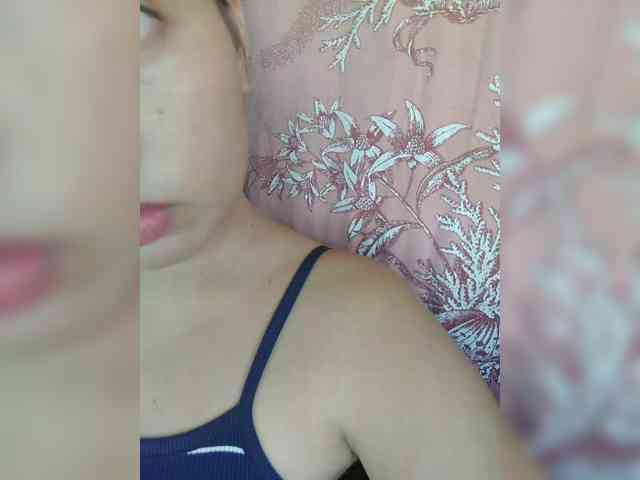 hornylittleprincess69 webcam