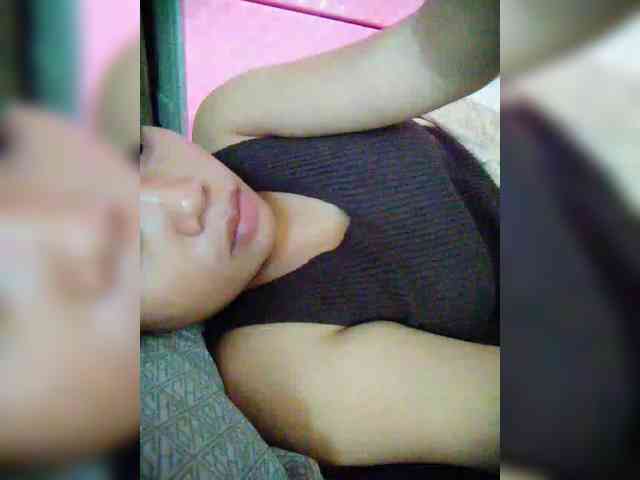 hornylittleprincess69 webcam