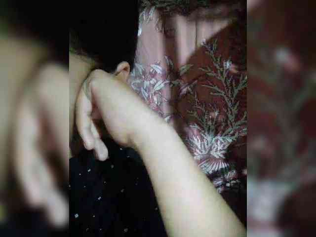 hornylittleprincess69 webcam