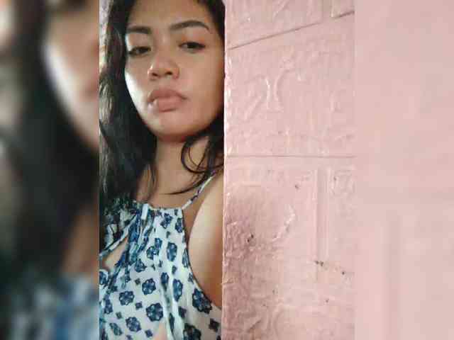 hornylittleprincess69 webcam