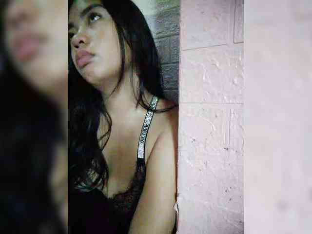 hornylittleprincess69 webcam