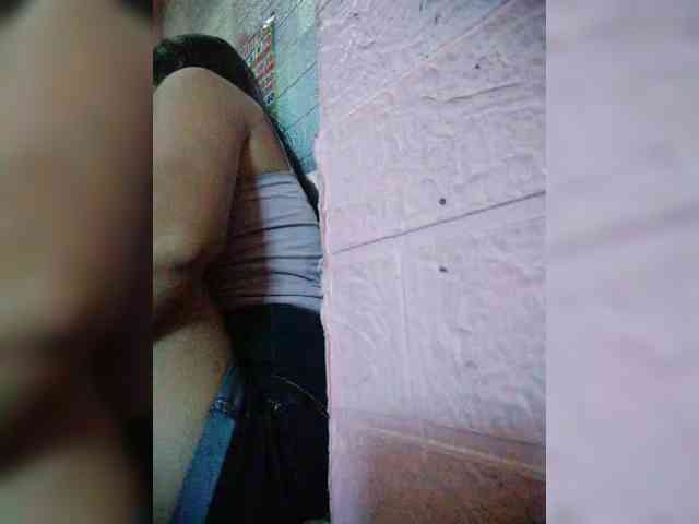 hornylittleprincess69 webcam