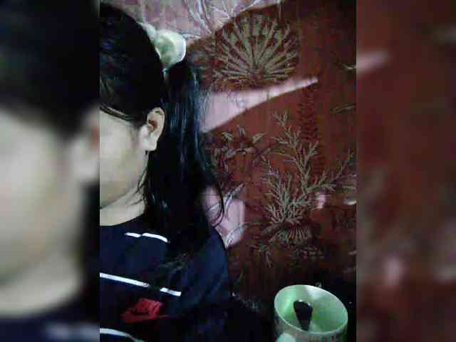 hornylittleprincess69 webcam